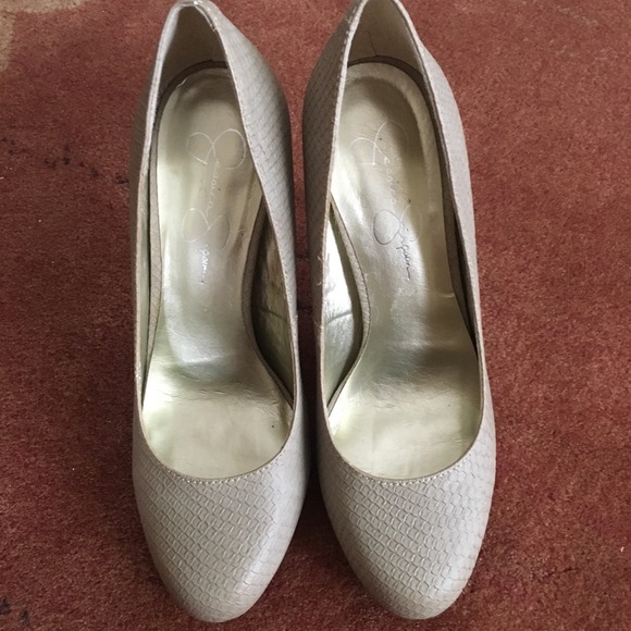 Jessica Simpson pumps worn once! Like new! EUC - Picture 2 of 6
